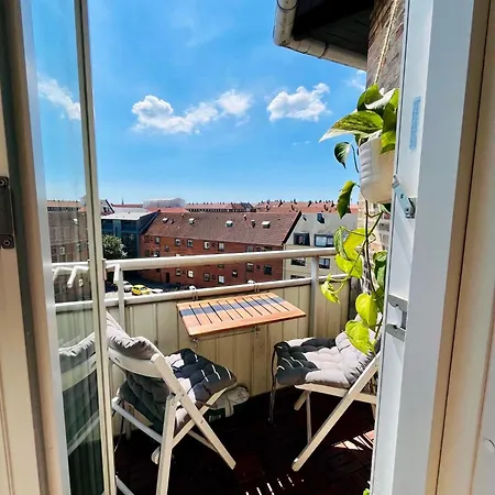 Cozy In Amager 아파트 *