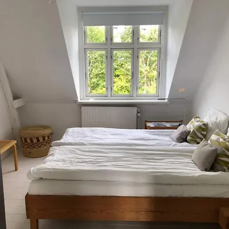 Private 3-story House - In Iconic Carlsberg Byen Daire *