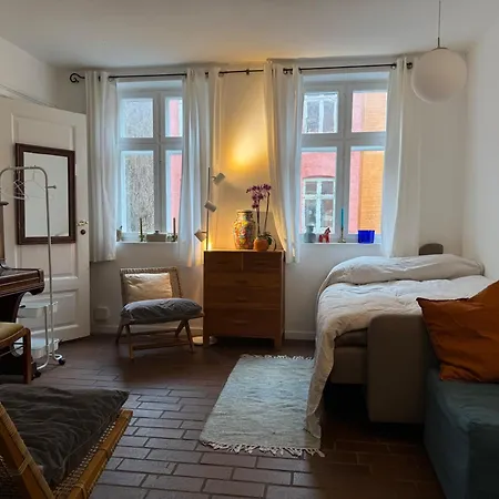 Apartament Cozy Chambers With Sunny Garden Kopenhaga