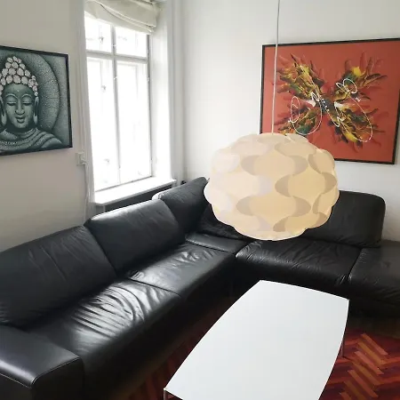 Cozy And Quiet In The Centre 78 Sqm
