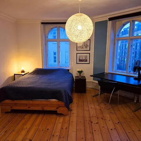 Cozy And Quiet In The Centre 78 Sqm Apartment *