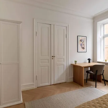 Apartment Stylish And Bright 2 Bedroom In Cph N