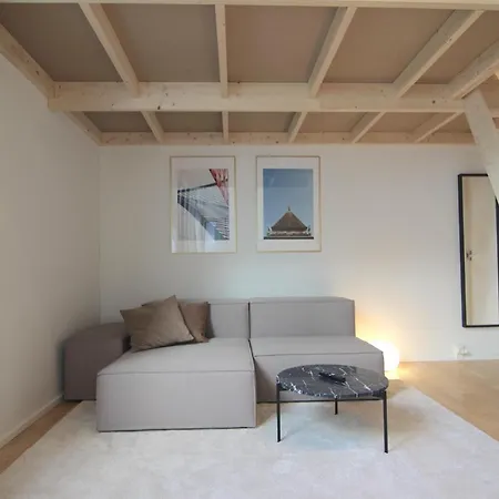 Cool 1-bed In Fantastic Osterbro Location コペンハーゲン