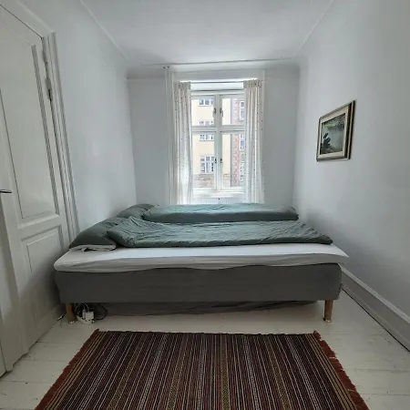 Spacious Cph With Renovated Bath Apartmán *