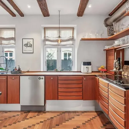 Beautiful Townhouse With A Garden In The Location In * 哥本哈根