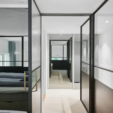 Luxury By Freetown & Canals Apartmán *