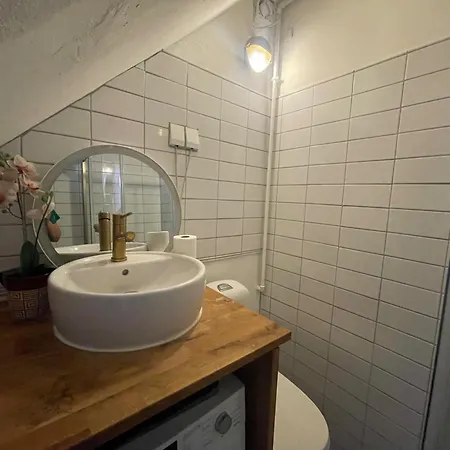 Cozy Chambers With Sunny Garden Apartament *