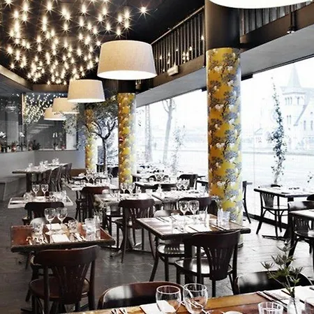 玛农勒斯套房古斯米登酒店 酒店 5*