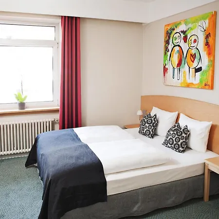 Szálloda Profilhotels Mercur 3*