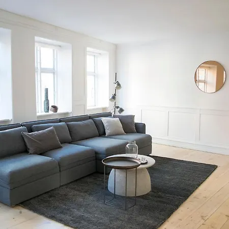 Super Central Apt W Loft Köpenhamn