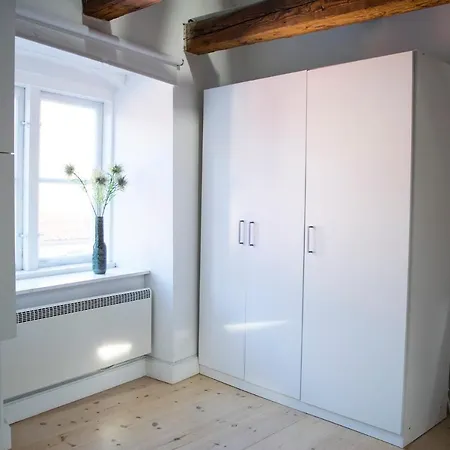 Super Central Apt W Loft Lägenhet
