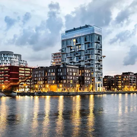 Seaport *
