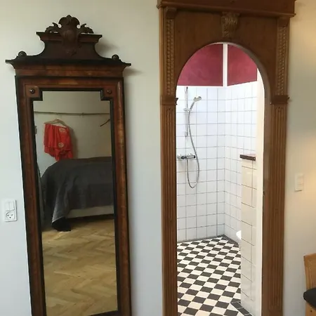 Korfuvej.rent.a.room 3*