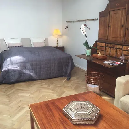 Korfuvej.rent.a.room 3*