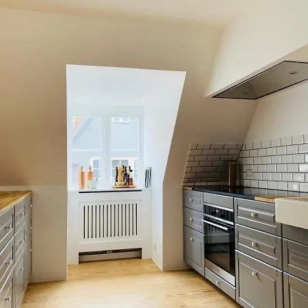 Luxury In The Heart Of Apartment *