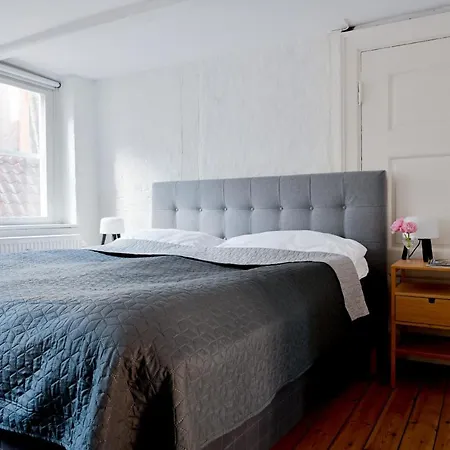 Sanders Penny - Lovely Two-bedroom In The Middle Of Action コペンハーゲン